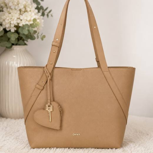 DKNY LOVE